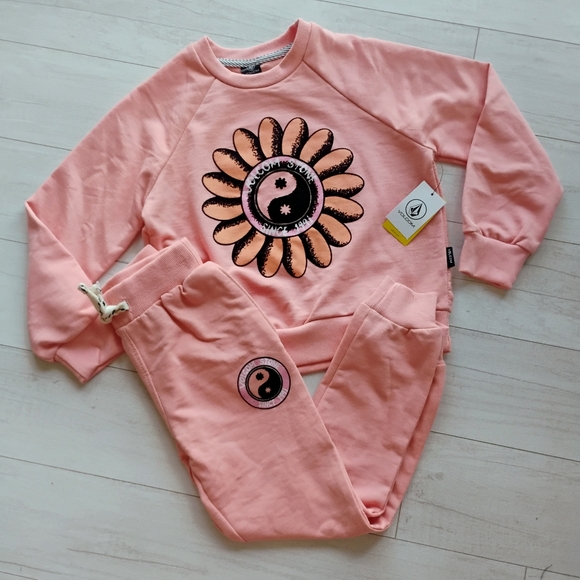 VOLCOM NEW Sugar Sweet Sweatshirt & Sweatpants Set - Picture 1 of 13
